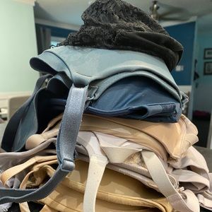 !!!Huge Markdown!!! Bras 40D: EUC and NWOT